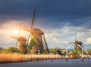 Papermoon Fototapete "Windmills Kinderdijk Sunset"