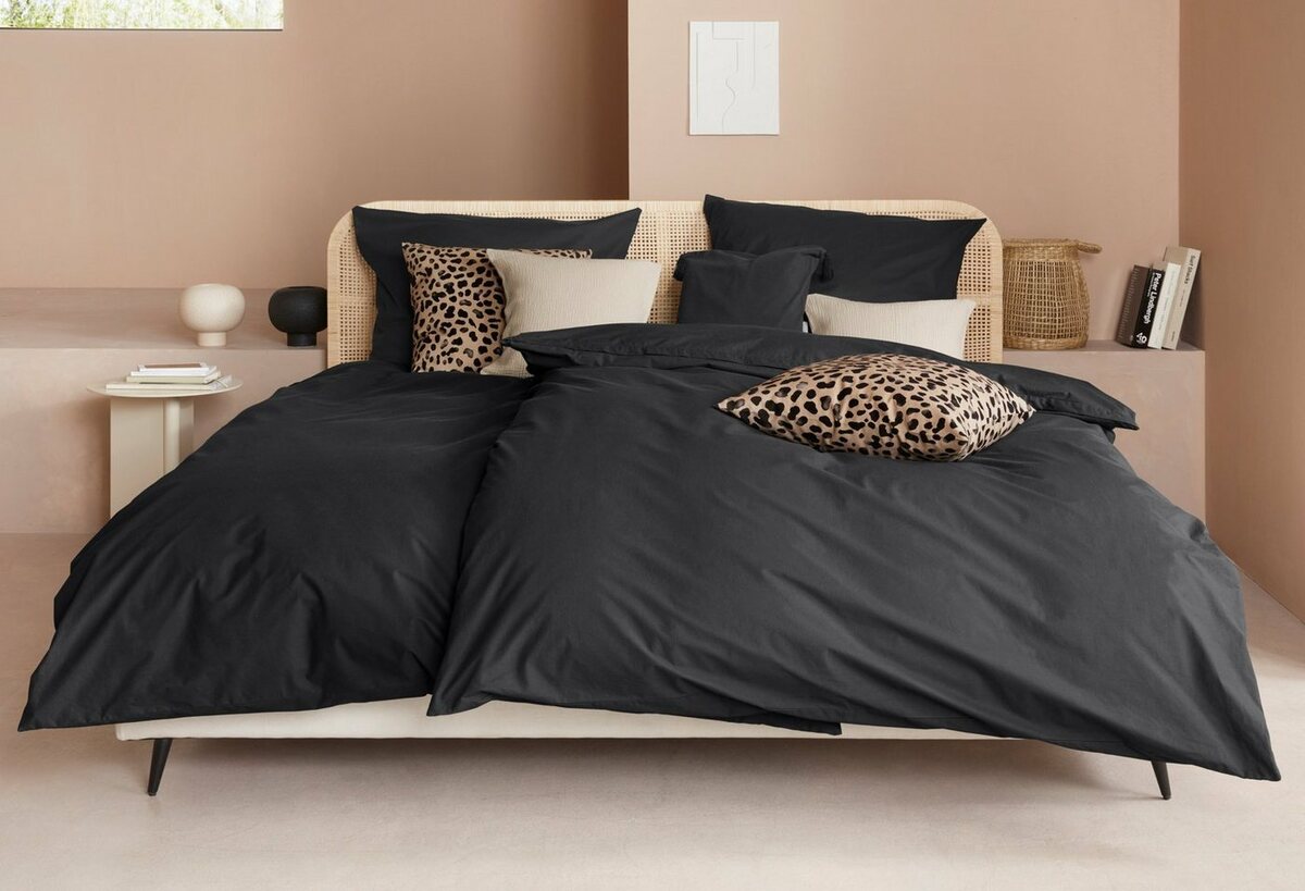 Bild 1 von Bettwäsche Anisa in Gr. 135x200 oder 155x220 cm, LeGer Home by Lena Gercke, Renforcé, 2 teilig, Bettwäsche aus Baumwolle, unifarbene Bettwäsche mit Reißverschluss, Schwarz