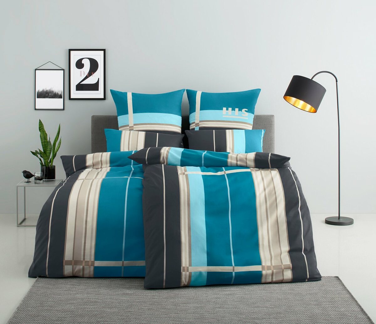 Bild 1 von Bettwäsche Golfi in Gr. 135x200 oder 155x220 cm, H.I.S, Biber, 2 teilig, Bettwäsche aus Baumwolle, sportliche Bettwäsche mit Streifen, Blau