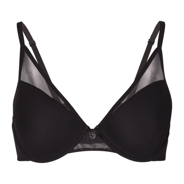 Bild 4 von Sylvie Meis BH