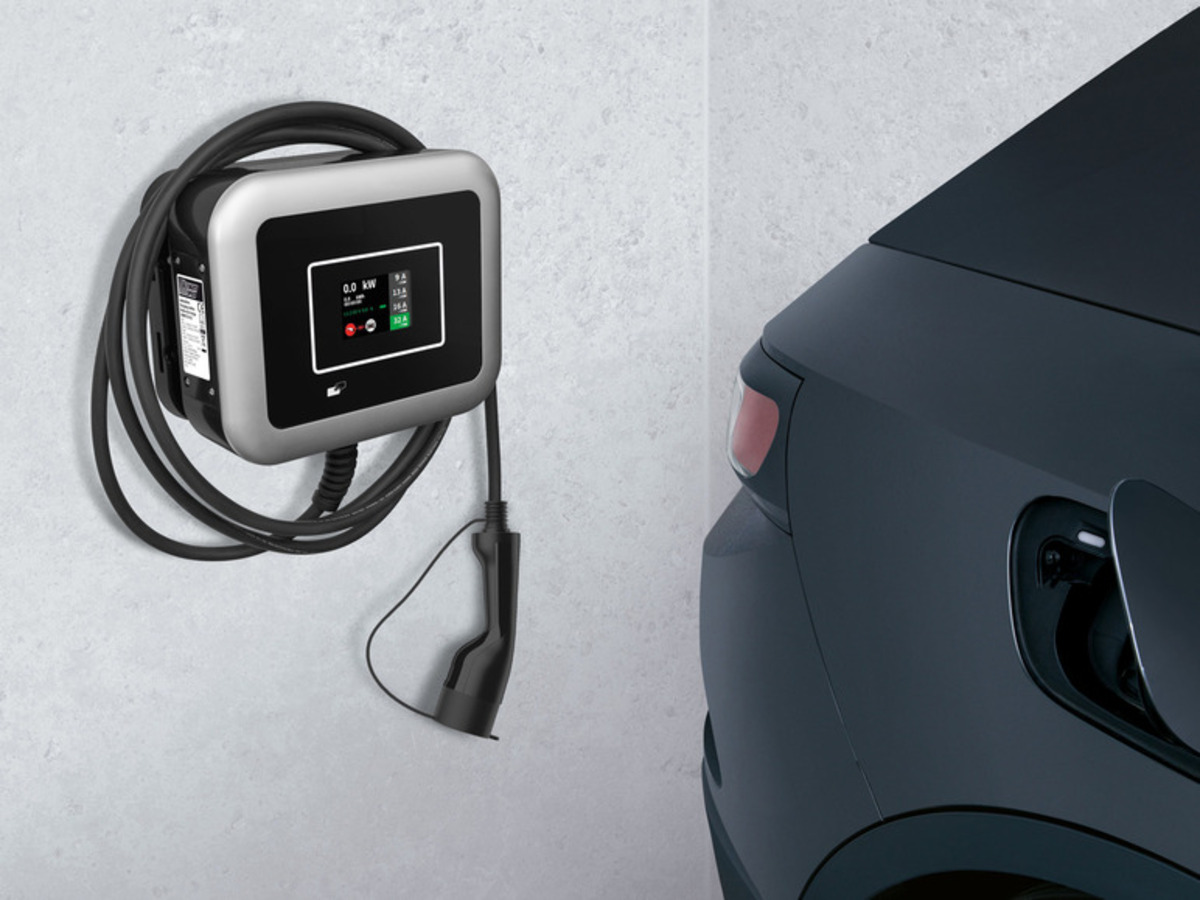 Bild 2 von ULTIMATE SPEED® Wallbox »USWB 22 A2«, 22 kW mit mobiler Ladestation »USML 3.7 B2«