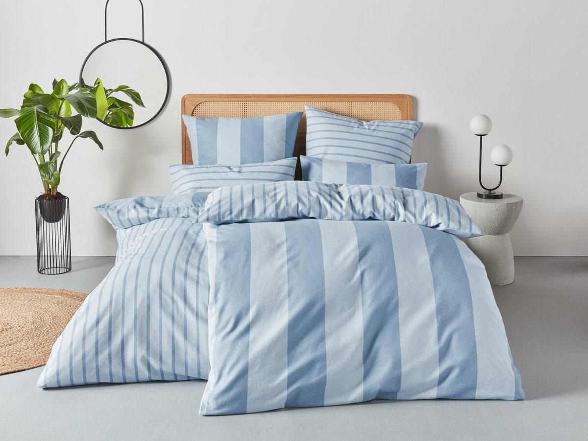 Bild 1 von Wendebettwäsche Sari in 135x200, 155x220 oder 200x200 cm, Home affaire, Linon, 2 teilig, in verschiedenen Qualitäten, maritime Bettwäsche mit Wendeoptik, Blau