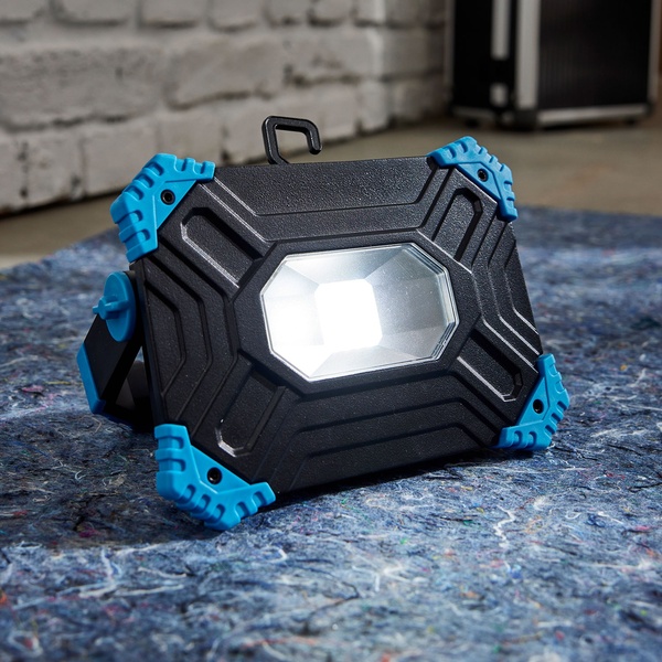 Bild 2 von WORKZONE Akku-LED-Arbeitsstrahler