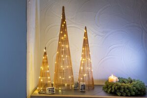 Star-Max LED Dekolicht Pyramiden mit LED-Beleuchtung, Weihnachtsdeko, LED-Bäume, LED fest integriert, Warmweiß, Effektvolle schimmernde Leucht Pyramiden in 3 Größen, Braun