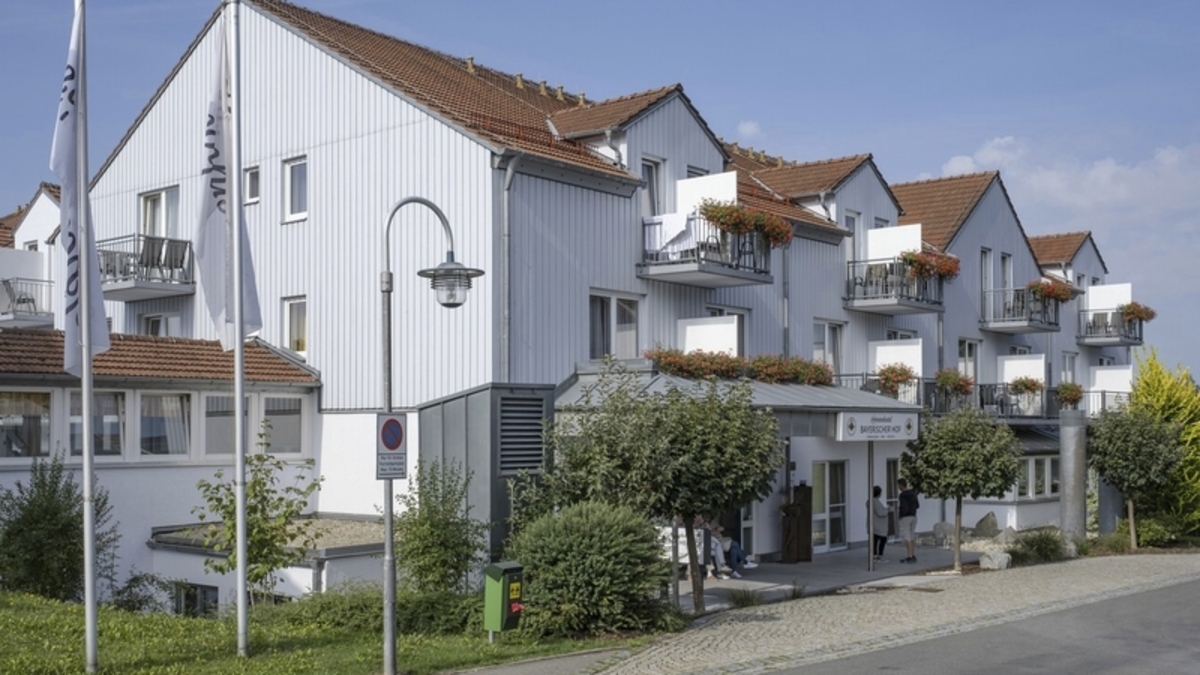 Bild 1 von Bayerischer Wald - Waldmünchen - 3* Sonnenhotel Bayerischer Hof