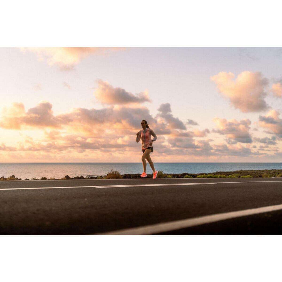 Bild 1 von Laufjacke Damen winddicht - Wind weiss