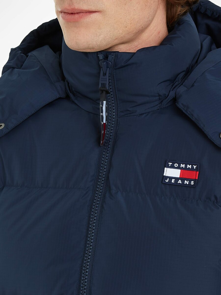Bild 2 von Tommy Jeans Steppjacke TJM ALASKA PUFFER mit Markenlabel