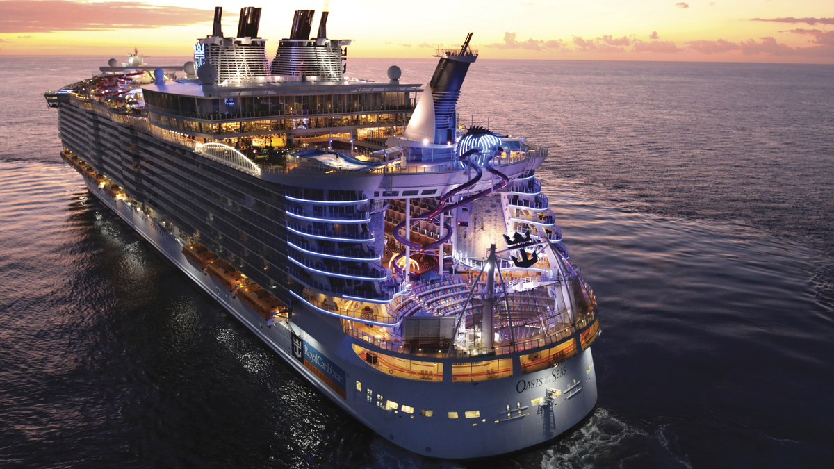 Bild 1 von Mittelmeer - Kreuzfahrt & Baden an der Costa Dorada - Oasis of the Seas