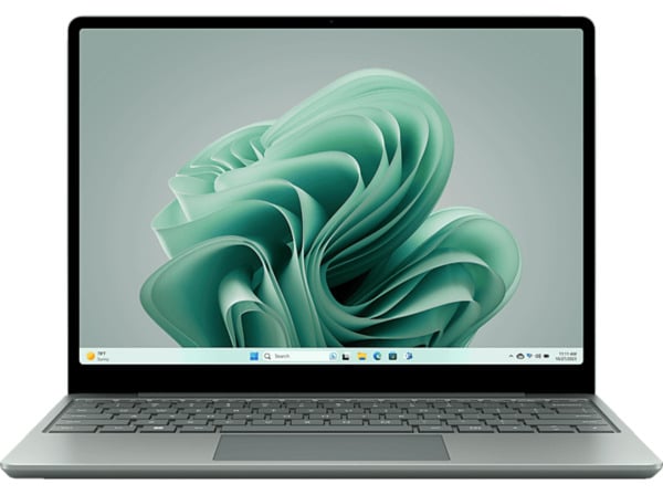 Bild 1 von MICROSOFT Surface Laptop Go 3, Notebook mit 12,45 Zoll Display Touchscreen, Intel® Core™ i5 Prozessor, 8 GB RAM, 256 SSD, Intel Iris® Xe, Salbei