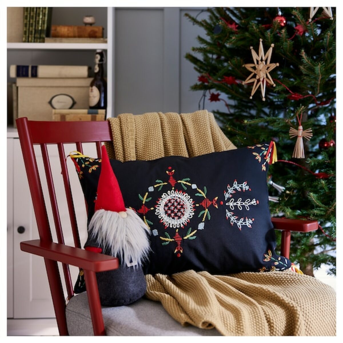 Bild 2 von VINTERFINT  Dekoration, Weihnachtsmann rot 37 cm