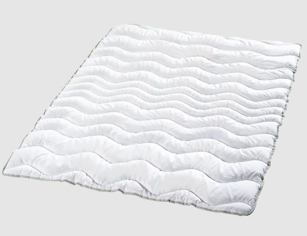 Bild 1 von Bettdecke Wellen