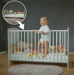 Alavya Home® Babybett »STORM I 2 in 1 Kinderbett umbaubar zum Juniorbett«, Gitterbett 60x120 cm ohne Matratze