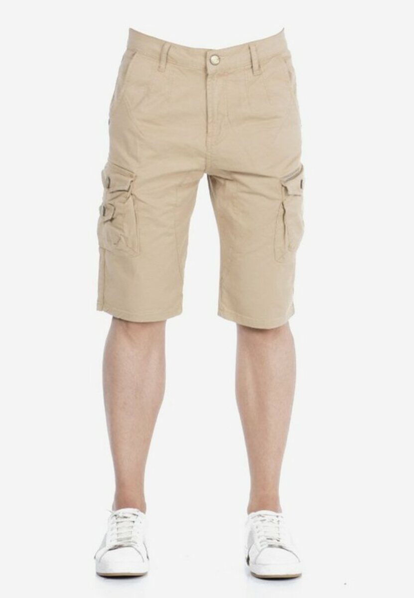 Bild 1 von Cipo & Baxx Shorts mit Cargotaschen