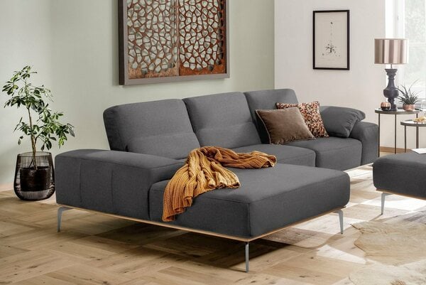 Bild 1 von W.SCHILLIG Ecksofa run, mit elegantem Holzsockel, Füße in Chrom glänzend, Breite 299 cm