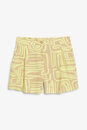 Bild 1 von Monki Gelbe Shorts mit hohem Bund und Kritzel-Print Gelber in Größe 40. Farbe: Yellow doodle print