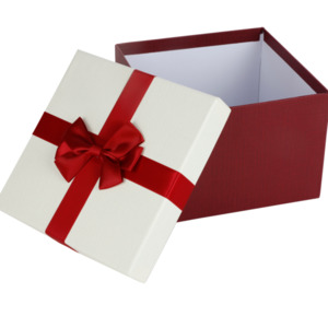 Geschenkbox mit Schleifenband