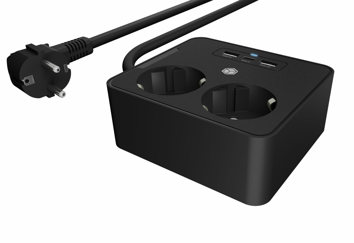 Bild 1 von IB-MPS2220B-CH, Doppelsteckdose mit Ein/Ausschalter, 2x USB Type-A (5V 2.4A p. Port) 1x USB Type-C (