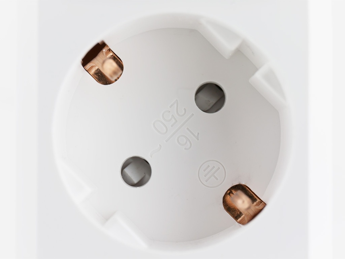 Bild 3 von Caliber HPS2301U Steckdosenleiste 3-fach Weiß Schutzkontakt