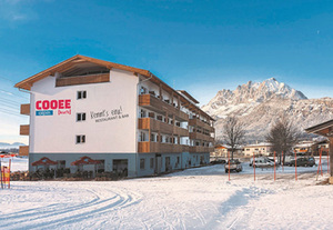 Österreich -  St.Johann  COOEE alpin Hotel Kitzbueheler Alpen