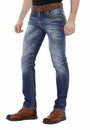 Bild 1 von Cipo & Baxx Slim-fit-Jeans mit bestickten Rückentaschen in Straight Fit