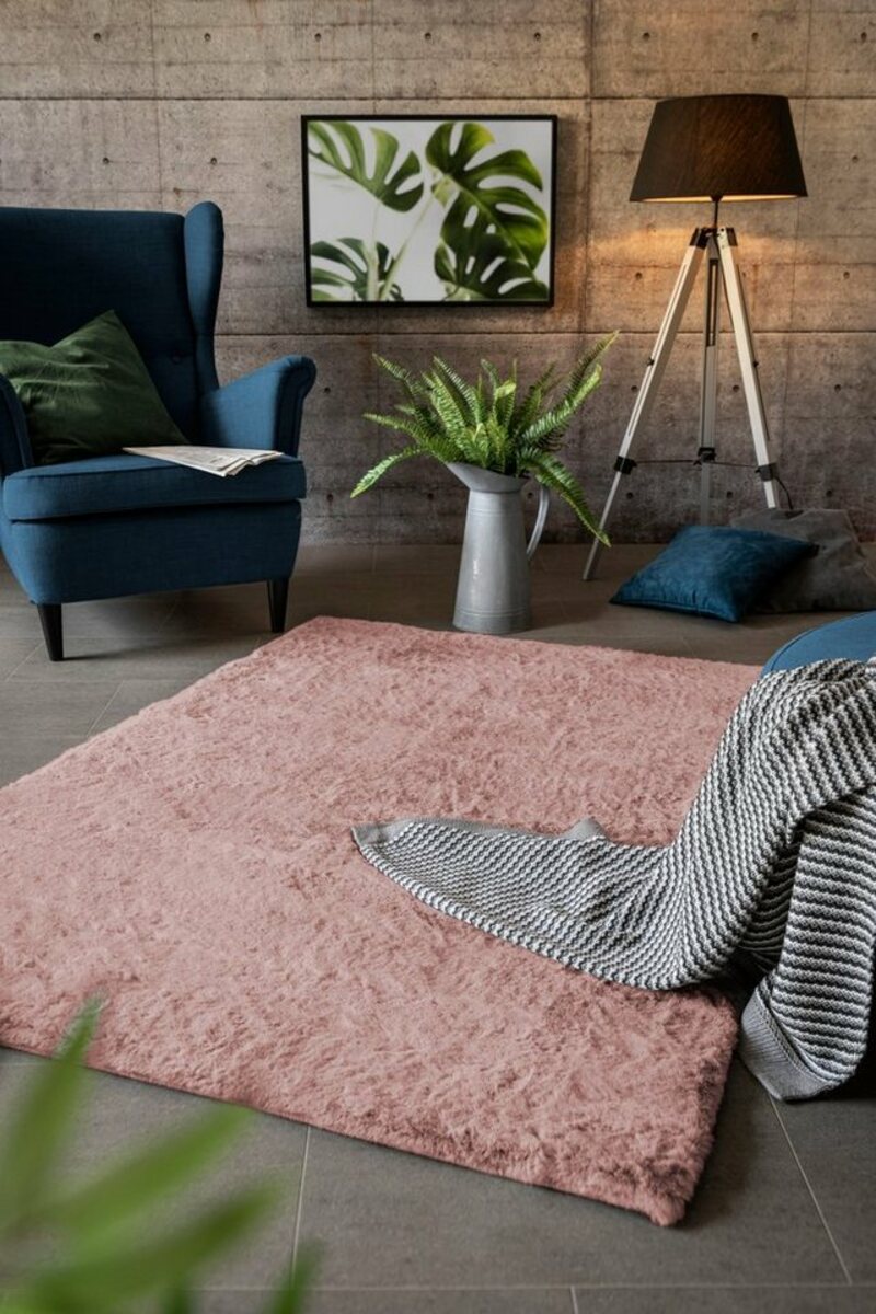 Bild 1 von Fellteppich Novara, LUXOR living, rechteckig, Höhe: 30 mm, Kunstfell, Kaninchenfell-Haptik, besonders weicher Hochflor