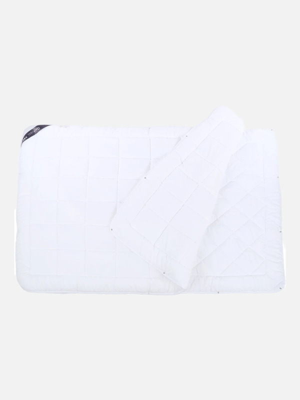 Bild 2 von 4 Jahreszeiten Einziehdecke 135x200cm
                 
                                                        Weiß