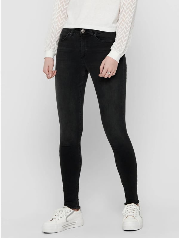 Bild 1 von Only ONLBLUSH MID ANK RAW Jeans
                 
                                                        Schwarz