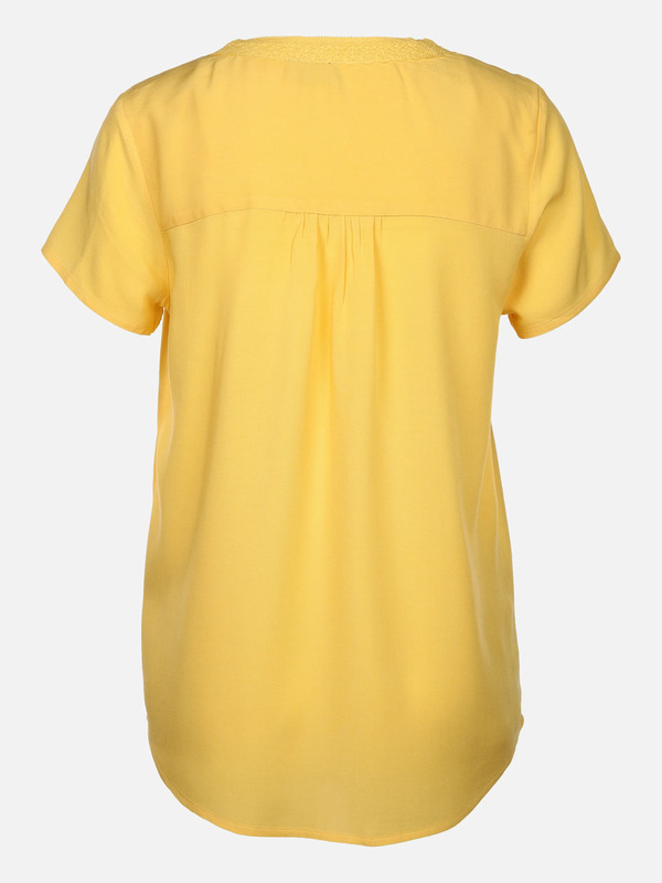 Bild 2 von Damen Schlupfbluse mit Spitzenbesatz
                 
                                                        Gelb