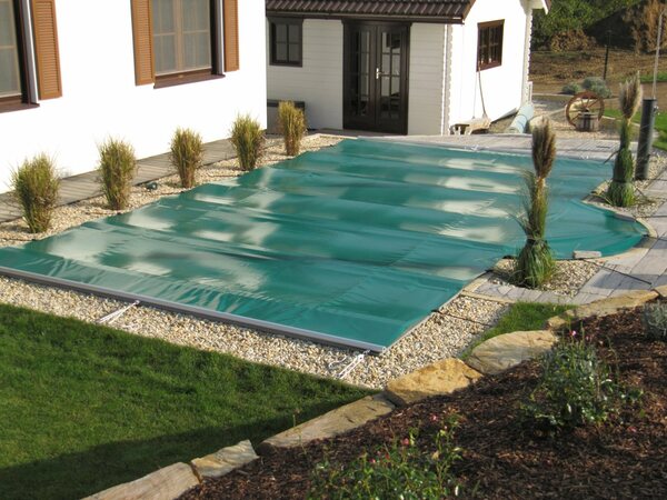 Bild 1 von KWAD Pool-Abdeckplane, Rollabdeckung 7,0x3,5 m (Planenmaß 7,5x4,0 m)