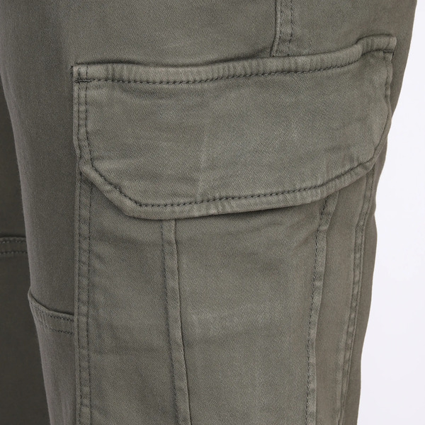 Bild 4 von Herren Cargohose mit Gummizugbund
                 
                                                        Oliv