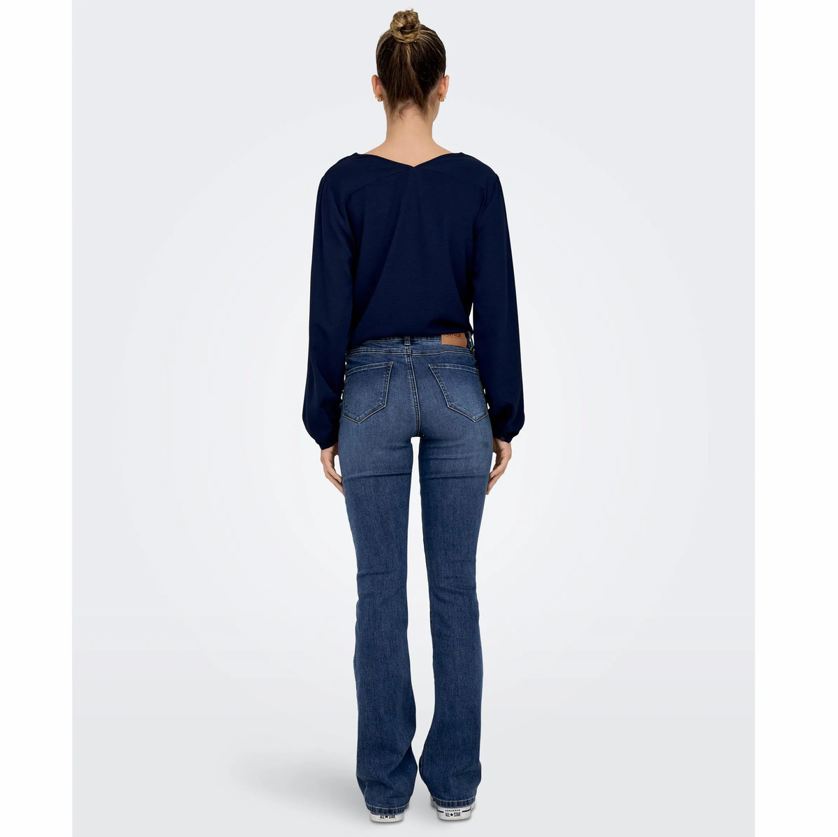 Bild 4 von Only ONLROSE REG SWEET FLA Jeanshose
                 
                                                        Blau