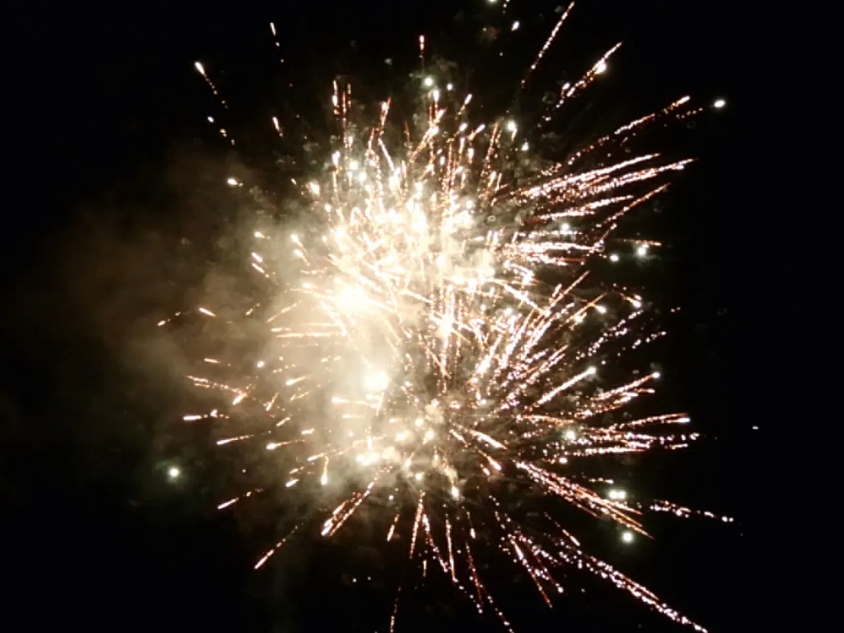 Bild 3 von WECO Multi-Effekt-Batterie „Infinity Fire“, 
         Stück