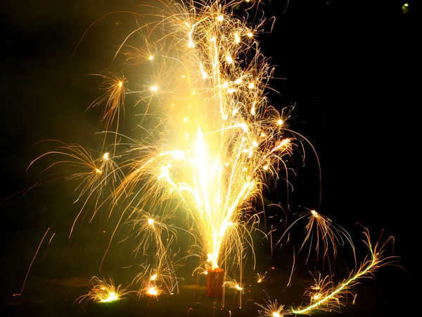 Bild 2 von WECO Multi-Color-Fontänen-Batterie „Yin“ oder „Yang“, 
         Stück