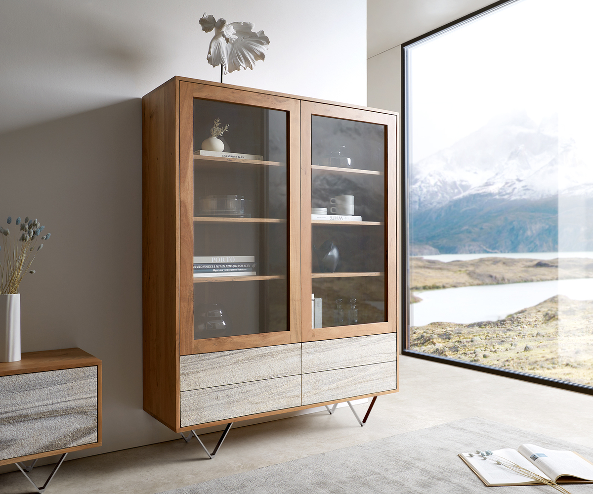 Bild 1 von Vitrine Kleo 115x150 cm Akazie Natur 2 Türen 4 Schübe V-Fuß Edelstahl