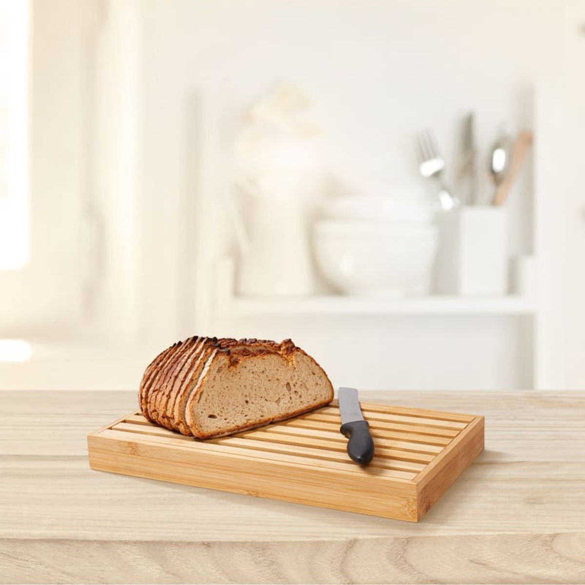 Bild 1 von Brotschneidebrett aus Bambus, ca. 38x23x4cm