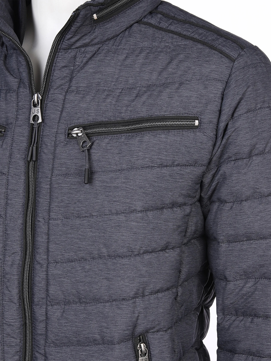 Bild 3 von Herren Steppjacke mit vielen Details
                 
                                                        Grau