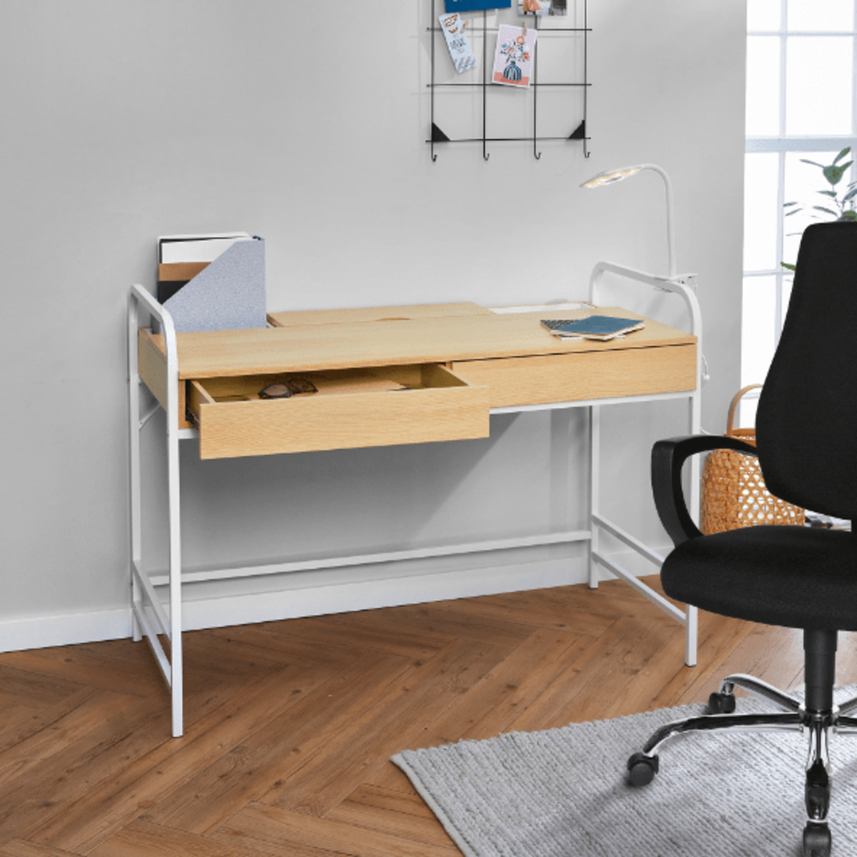 HOME CREATION Schreibtisch von ALDI Nord ansehen!