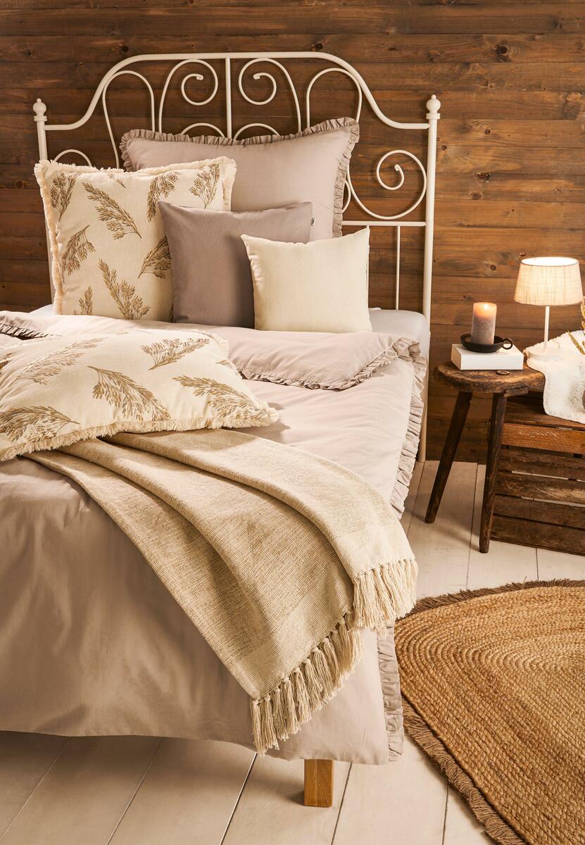 Bild 1 von Wohndecke mit Fransen