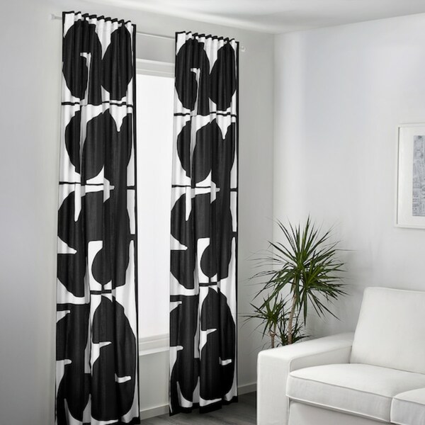 Bild 3 von SKÄRMTRY  2 Gardinenschals, schwarz/weiß 145x300 cm