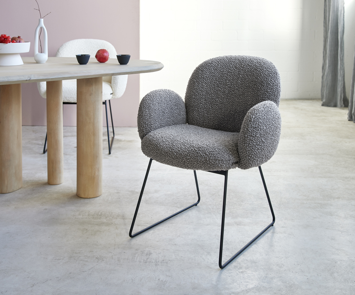 Bild 1 von Armlehnstuhl Nube-Flex Bouclé Silbergrau Kufengestell Schwarz Taschenfederkern