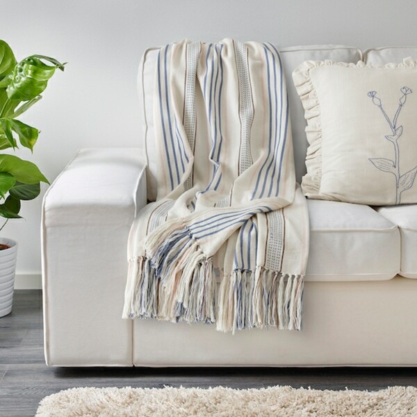 Bild 2 von ÅKERNEJLIKA  Plaid, bunt, neutral Troddel 110x170 cm
