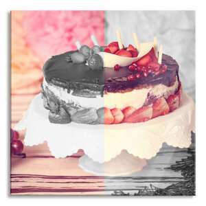 Ungerahmtes Foto auf Glas "Delicious Strawberry Cake"