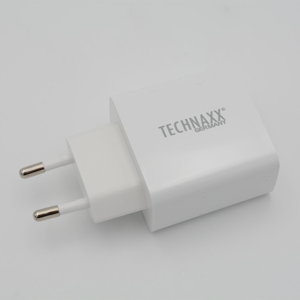 Bild 1 von Technaxx "Fast Charge" - Ladegerät, USB-Typ-A QC 3.0 Schnellladegerät 18W