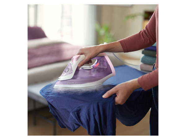 Bild 2 von PHILIPS 3000 Series Dampfbügeleisen »DST3010/30«, 2000 W