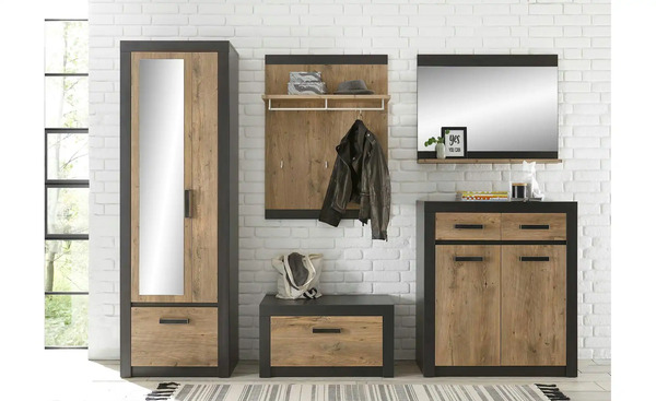 Bild 3 von Garderobe