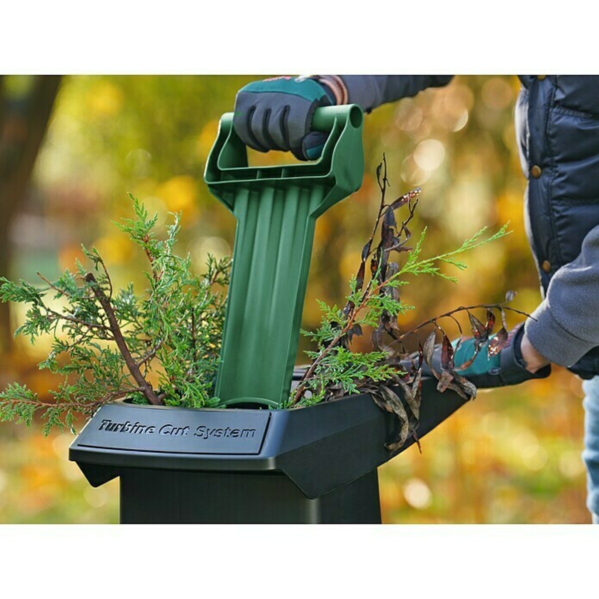 Bild 3 von Bosch Elektro-Häcksler AXT 25 TC