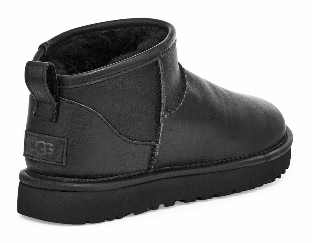 Bild 1 von UGG Classic Ultra Mini Winterboots mit Warmfutter, Schwarz