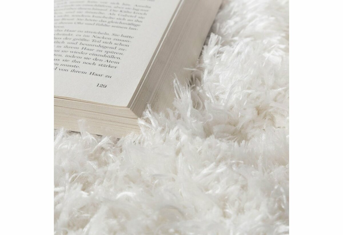 Bild 1 von Fellteppich Zotty 450, Paco Home, fellförmig, Höhe: 54 mm, Kunstfell, weicher Hochflor, einfarbig, auch als Bettvorleger geeignet, Weiß