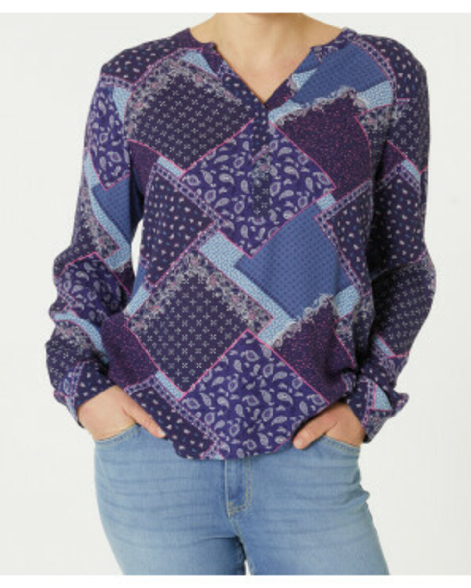 Bild 1 von Bluse Y-Ausschnitt
       
      Janina, Vokuhila-Saum
     
      dunkelblau bedruckt