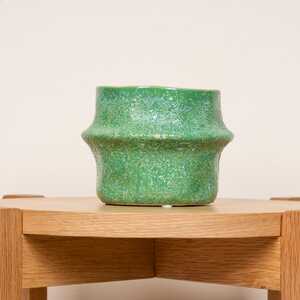 Keramik Übertopf Organisch Grün - 10,5 cm